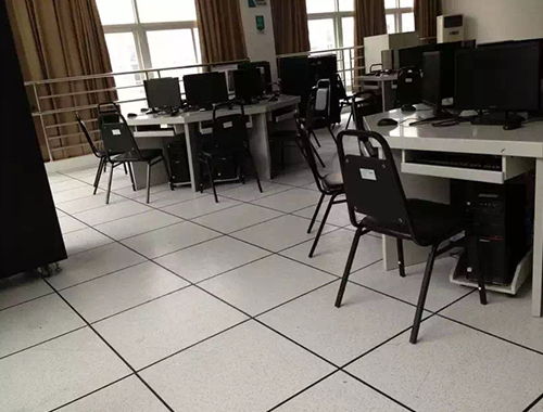 全鋼有邊防靜電地板工程